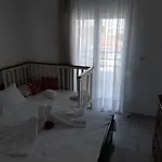 Maisonette Basilissa * Nea Poteidaia