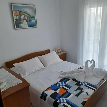 Maisonette Basilissa Case de vacanță Nea Poteidaia