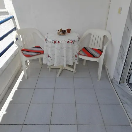 Maisonette Basilissa נאה פוטידאה
