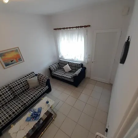 Maisonette Basilissa בית נופש