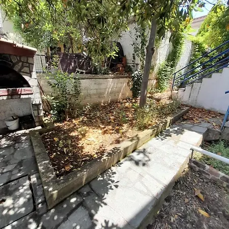 Maisonette Basilissa בית נופש נאה פוטידאה