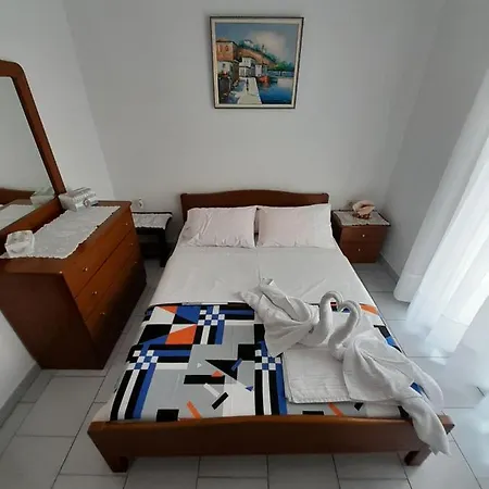 Maisonette Basilissa * נאה פוטידאה